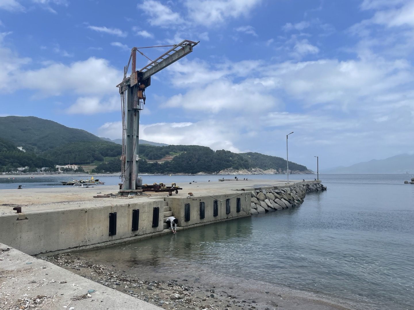 Manseong-ri Black Sand Beach: Field Sampling
